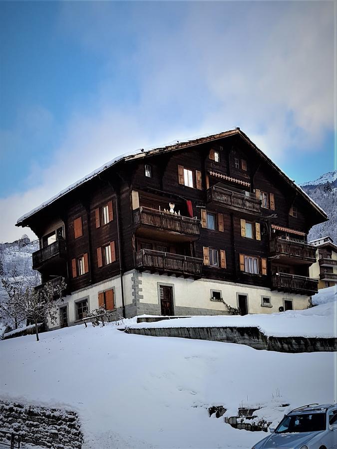 Ferienwohnung Alpen-Sonne Sankt Niklaus Exterior foto